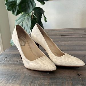 Cole Haan Cream heels pumps size 6